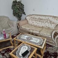 مبل راحتی و میز ناهار خوری