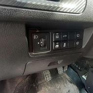 کوئیک Gxr_L سفید مشکی پارس خودرویی(سفارشی)