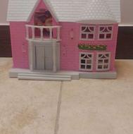 خانه اسباب بازی و وسایل همراه