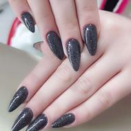 دعوت به همکاری با همکاران ماهر در سالن زیبایی