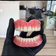 خدمات پروتز دندان مصنوعی