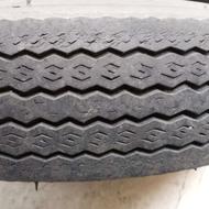 لاستیک پیکان