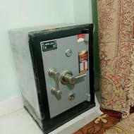 گاو صندوق نو