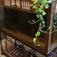 آکواریوم همراه پایه