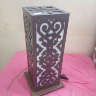 اباژو وچراغ دکوری