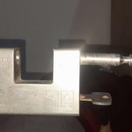 4عدد قفل کتابی وآویز برند های شناخته شده