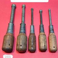 آچار روسی قدیمی و خوش دست