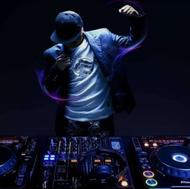 دیجی با پکیج کامل برای عروسی تولد و عقد