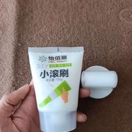 لکه گیر رولی دیوار