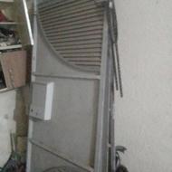 دروازه حیاط ماشین رو