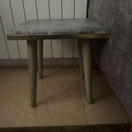 میز وسط سالم سالم بدون شکستگی