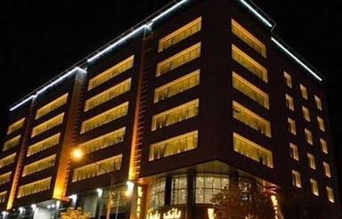 پیشفروش آپارتمان 110 متر در دریاچه شهدای خلیج فارس