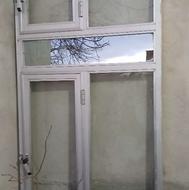 دو عدد در یک در دو متر