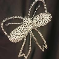 منجوق دوزی وسنگ دوزی