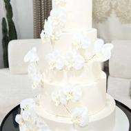 ماکت کیک با روکش فوندانت و تزیین گل