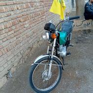 موتور سیکلت مزایده بدون روغن سوزی و روغن ریزی تک هندل روشن