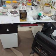 میز کار در حد نو