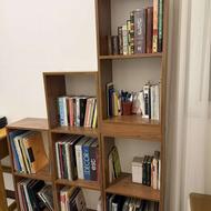 کتابخانه چوبی کم جا