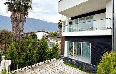 فروش فوری ویلا 250 متر در نوشهر/مبله/روف‌گاردن/سند تک برگ