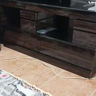 میز تلویزیون سالم