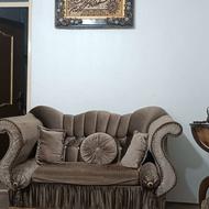 یک دست مبل 7نفره با یک سرویس کامل تخت خواب