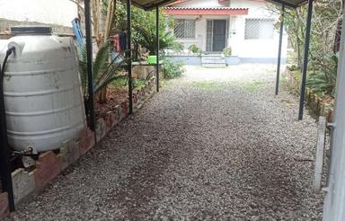 360 متر زمین+دوتا بنا داره ، حیات دلباز با درختایع میوه