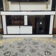 میزتلویزیون درحدنو