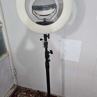 رینگ لایت به همراه سه پایه