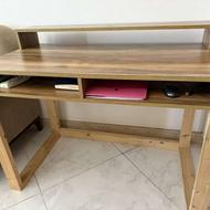 میز تحریر چوبی