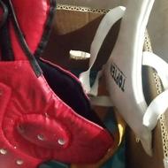 هوگو و سایر لوازم تکواندو نوجوان