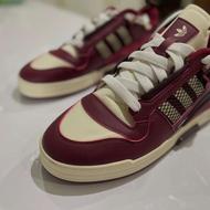 کتونی ادیداس اورجینال پانخورده سایز 44