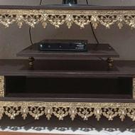 میز تلویزیون کارکرده برنجی