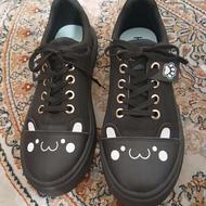 کتونی در حد نو سالم تمیز