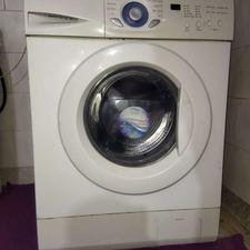 ماشین لباس شویی