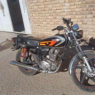 متور بدون ایراد کل صفر همه چیز فقط لاستیک 60 درصد