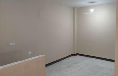 فروش خانه 45 متری طبقه دوم جلوقواره درب اول کوچه