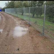 استاد کار فنس کشی هستم