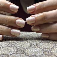 خدمات تخصصی ناخن