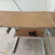 میز تحریر آهنی بزرگ و سالم