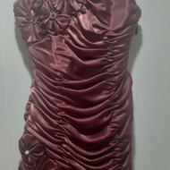 تعدادی شال ولباس