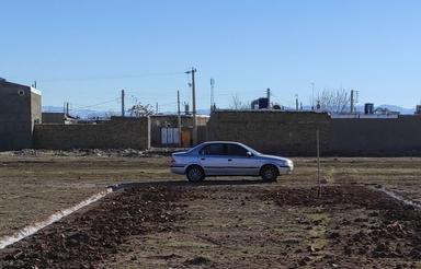 240 متر زمین مسکونی سند دار