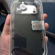 قاب آیفون مدل یانگ کیت برای 17 پرومکس