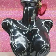 مانکن طلا و جواهرات