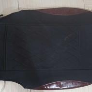 رو صندلی دنا در حد نو