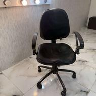 صندلی اداری چرخ دار