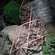 پله گرد سالم