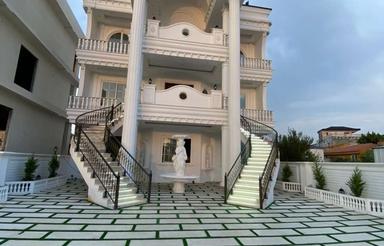 یک کاخ ویلای و قیمت کاسبی و لاکچری و لوکس درقلب نمک آبرود