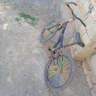 دوچرخه بیست در حد نو سالم فقط چرخ عقب توپ ندار