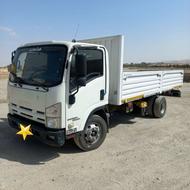 ایسوزو پی 700