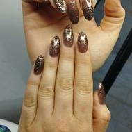 کاشت ناخن باکمترین قیمت و بهترین کیفیت